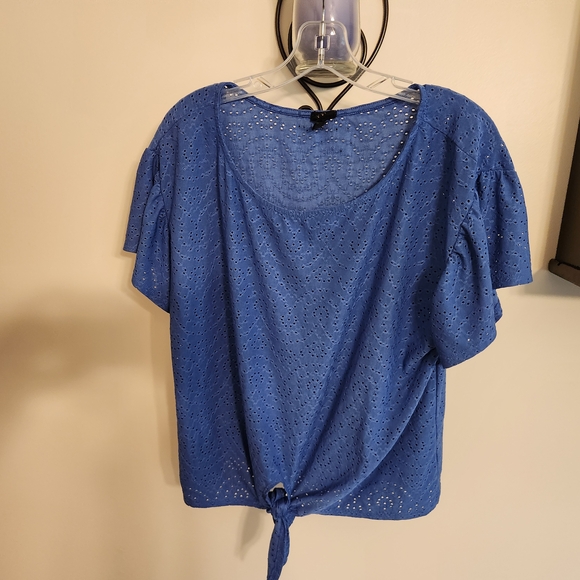 W5 Tops - W5 Blue Eyelet Women's Large Top